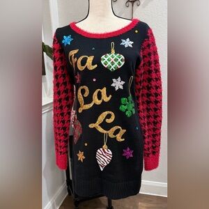 Women’s size SMALL holiday sweater with sequins, by Universal Sweaters. In GUC.